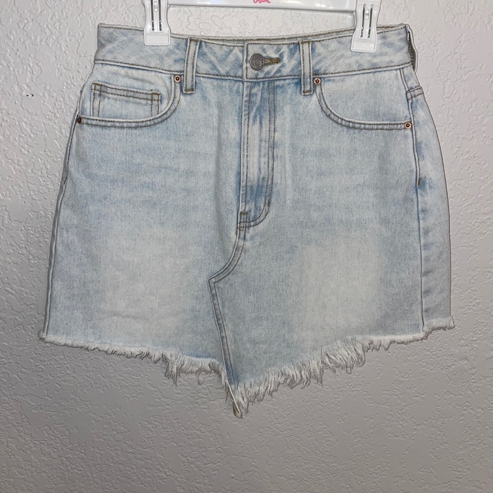 Pacsun Ultra High Waisted Senim Miniskirt Light Wash Sz‎ 26